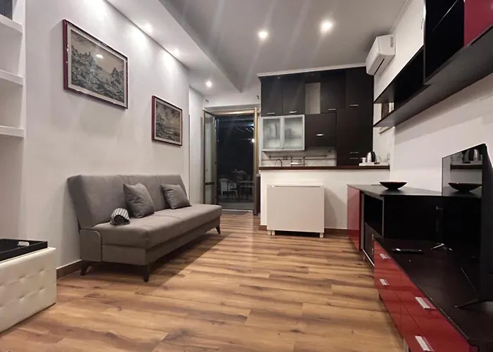 Termini With Terrace Apartment